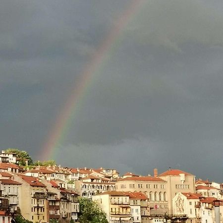 Appartamento Аврамов Дом - Етаж От Къща Veliko Tărnovo Esterno foto