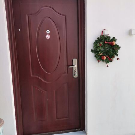Appartamento Аврамов Дом - Етаж От Къща Veliko Tărnovo Esterno foto