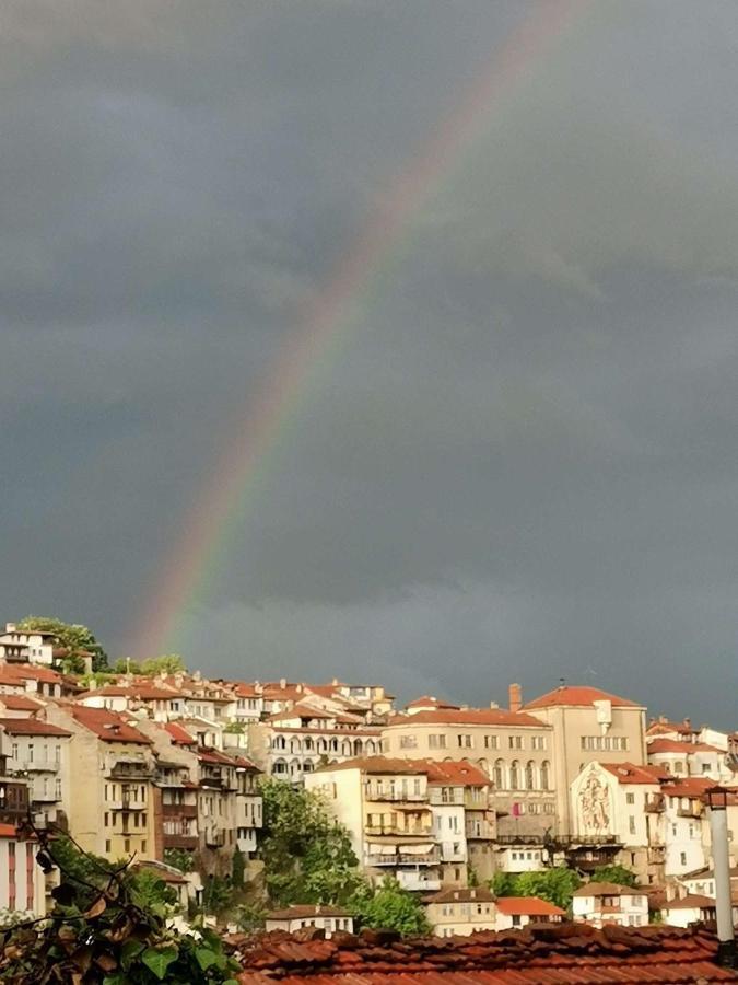 Appartamento Аврамов Дом - Етаж От Къща Veliko Tărnovo Esterno foto