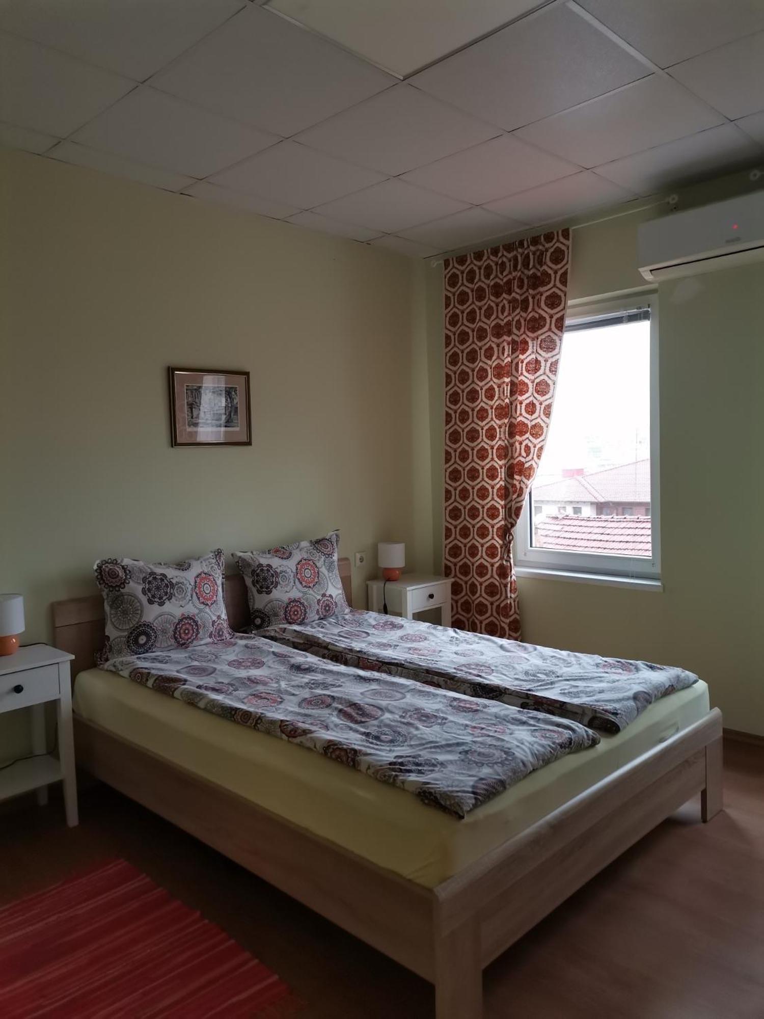 Appartamento Аврамов Дом - Етаж От Къща Veliko Tărnovo Esterno foto